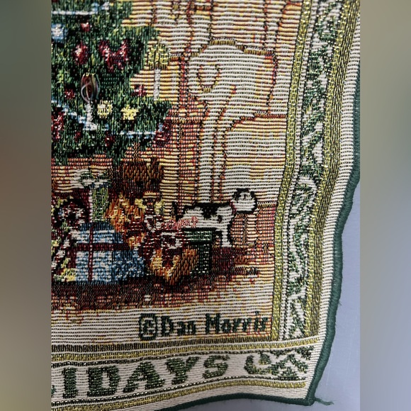 Vintage Christmas Tapestry - Picture 4 of 4